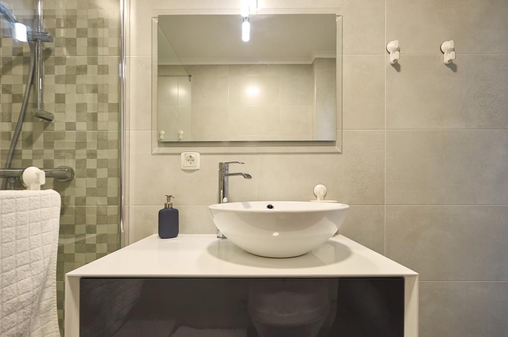 Cozy Beach House Sao Pedro Estoril São Pedro do Estoril Eksteriør billede